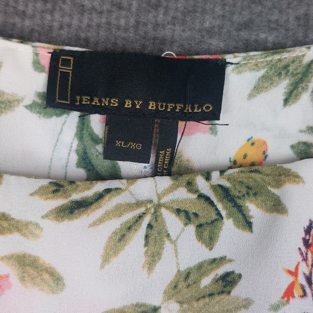I JEANS BY BUFFALO WOMENS WHITE FLORAL FLUTTER SLEEVE COLD SHOULDER BLOUSE SZ XL - Picture 3 of 6